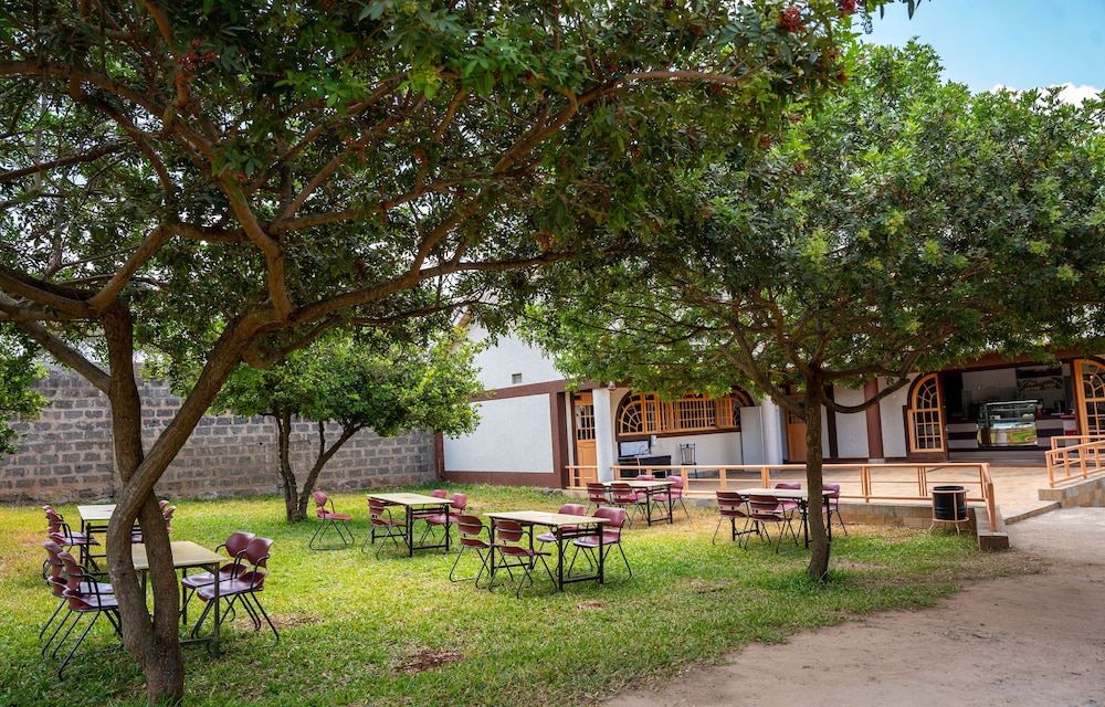 wadi gardens and resort