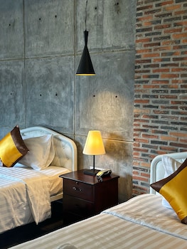 sun chakra boutique hotel