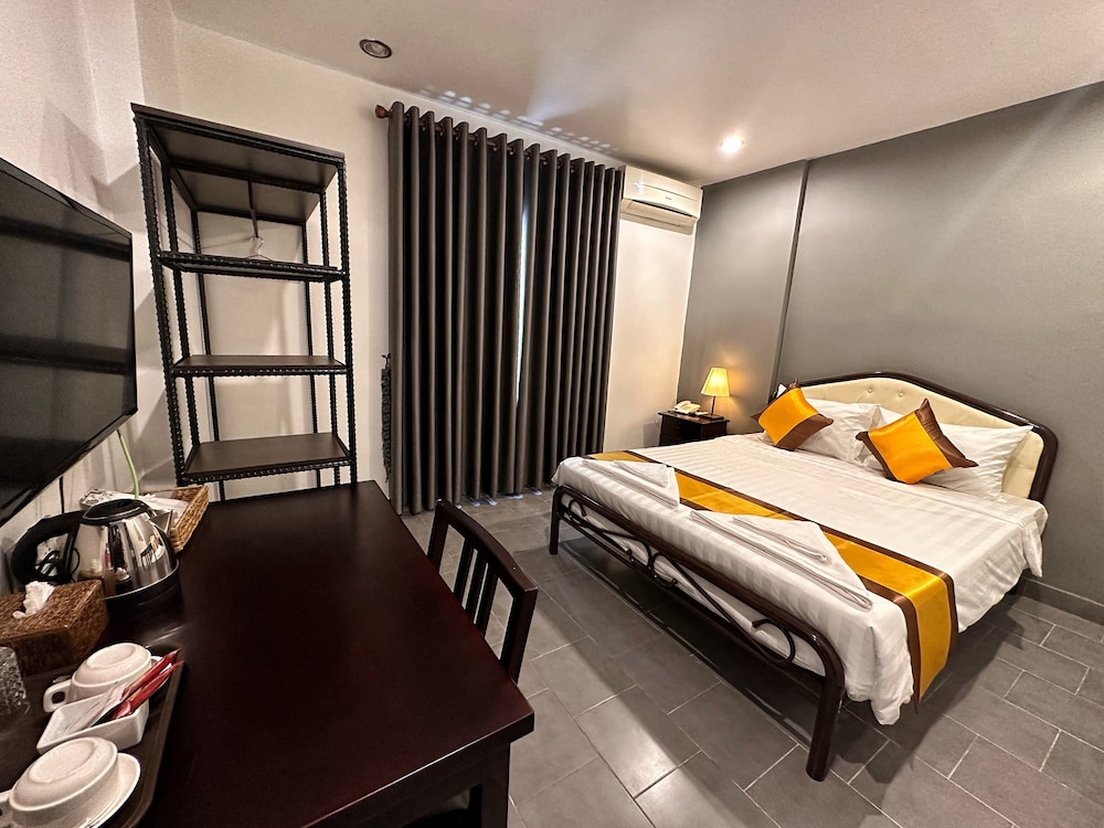 sun chakra boutique hotel