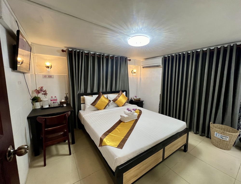 sun chakra boutique hotel