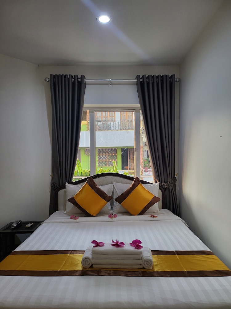 sun chakra boutique hotel