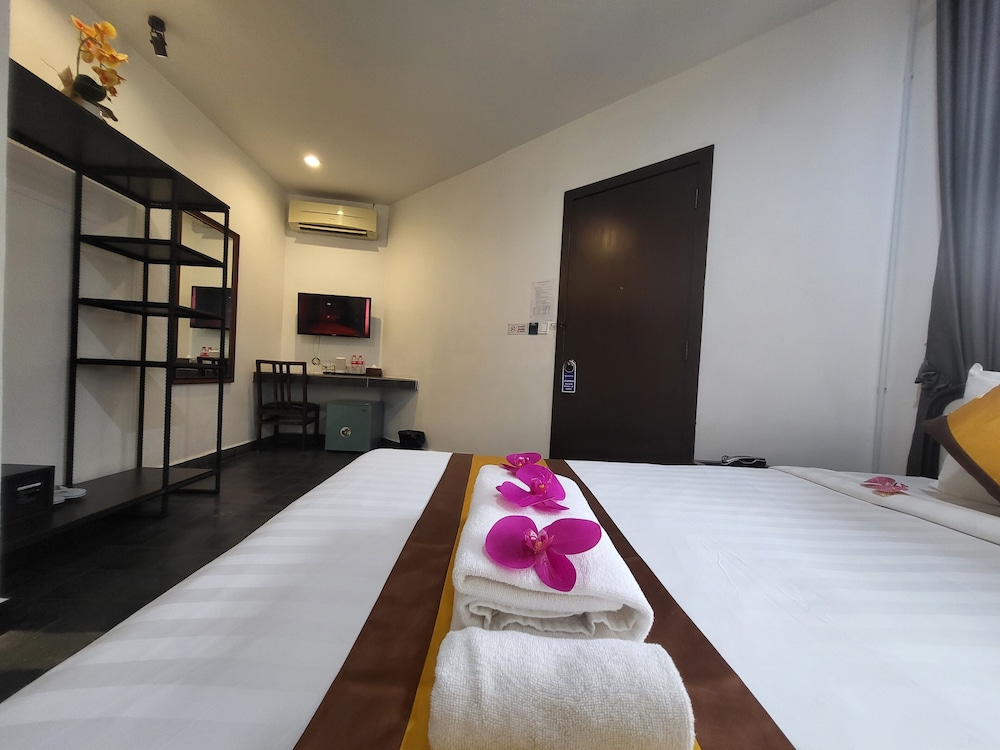 sun chakra boutique hotel