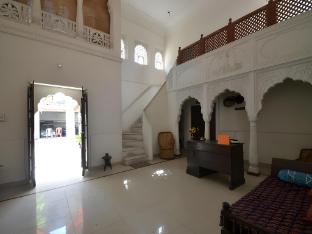 rawla mrignayani palace