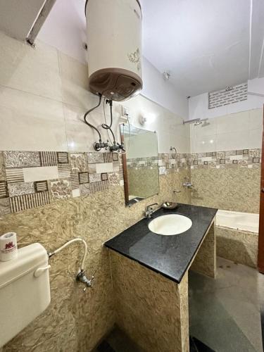 rawla mrignayani palace