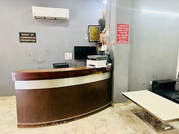hotel green arrow rohini