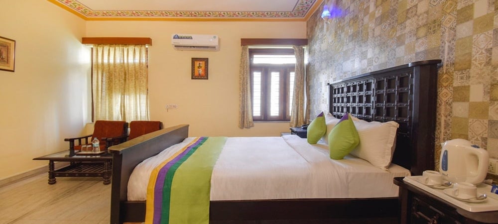 hotel radoli house