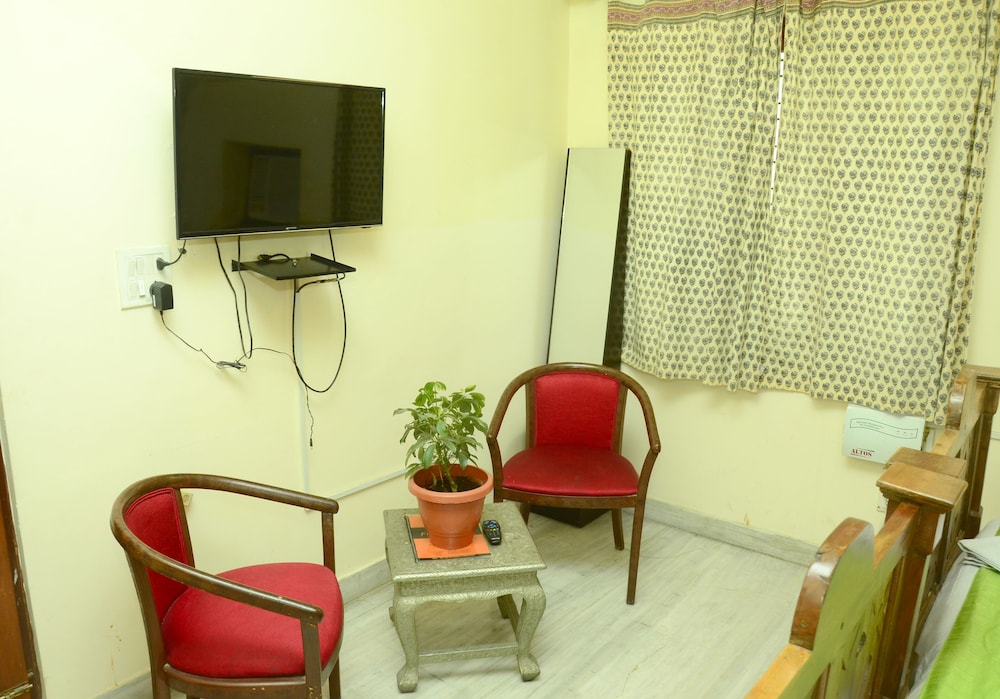 hotel radoli house