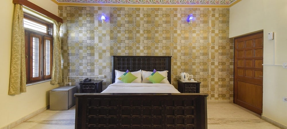 hotel radoli house