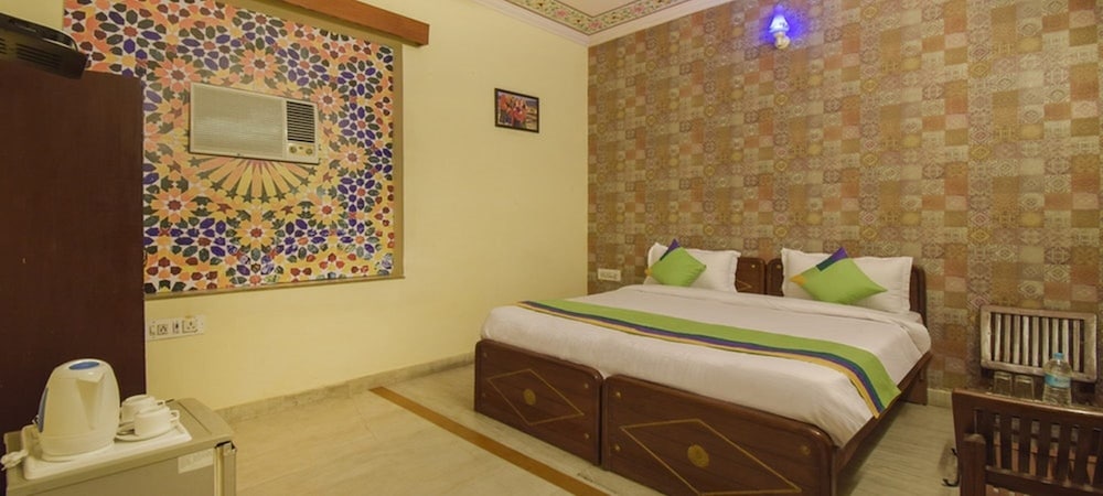 hotel radoli house