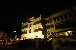 hotel radoli house