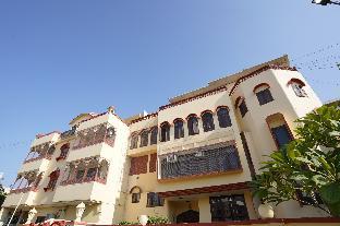 hotel radoli house