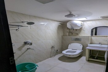 Hotel The Green Arrow,India>>New Delhi,2 star