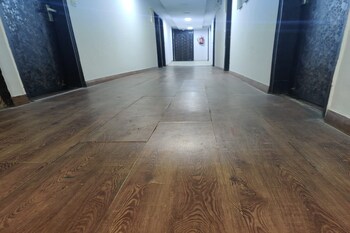 Hotel The Green Arrow,India>>New Delhi,2 star