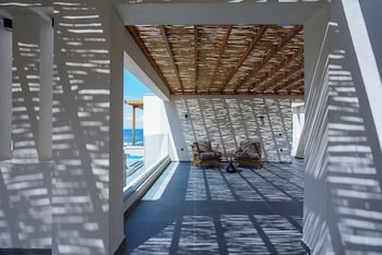 amyntas seafront hotel