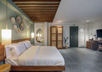amyntas seafront hotel