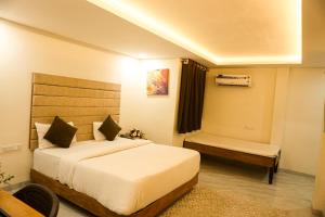 the havelock hotel vijay nagar