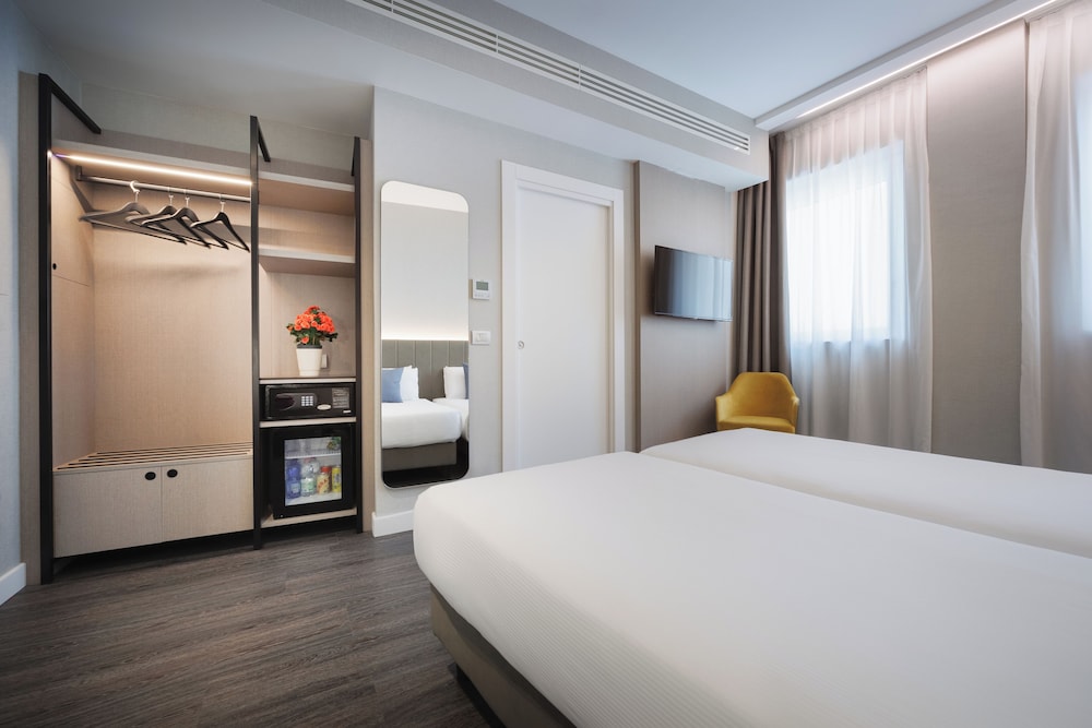 ih hotels milano centrale