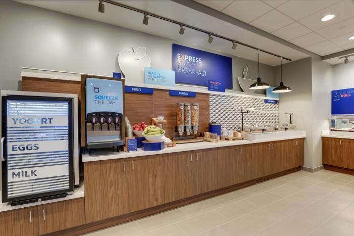 holiday inn express holly springs raleigh area an ihg hotel