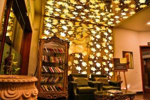 hotel pearl palace