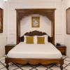 hotel pearl palace