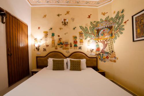 hotel pearl palace