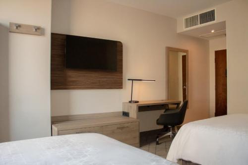 holiday inn express mexico city satelite an ihg hotel
