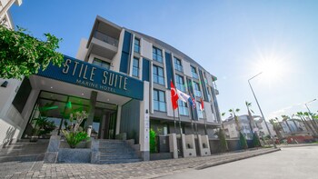 stile suite marine hotel