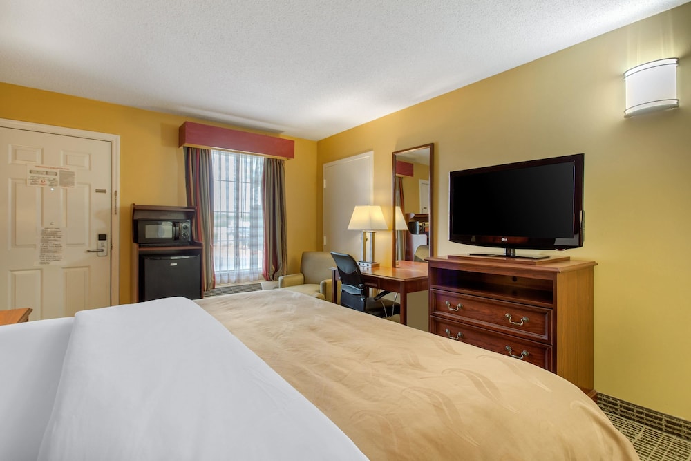 quality inn laurinburg
