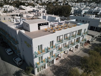 play paros