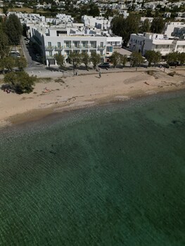 paros
