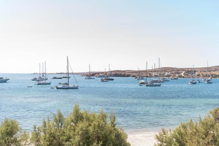 play paros