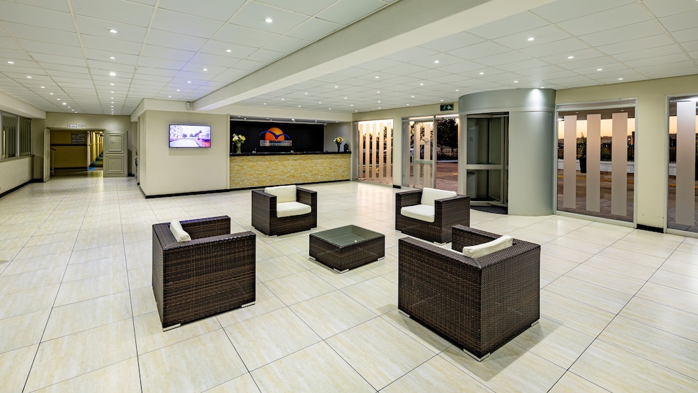 african sky hotels harrismith inn