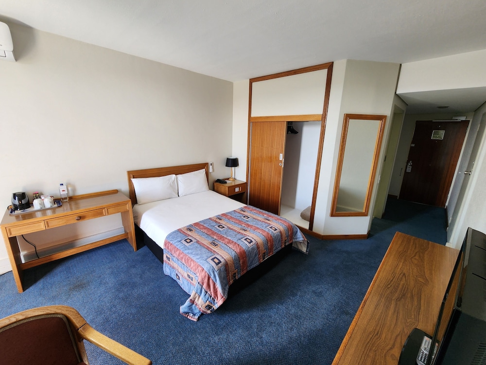 african sky hotels harrismith inn