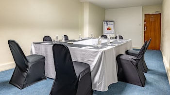 african sky hotels harrismith inn