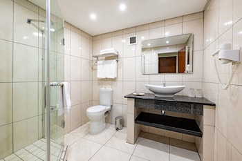 african sky hotels newcastle inn