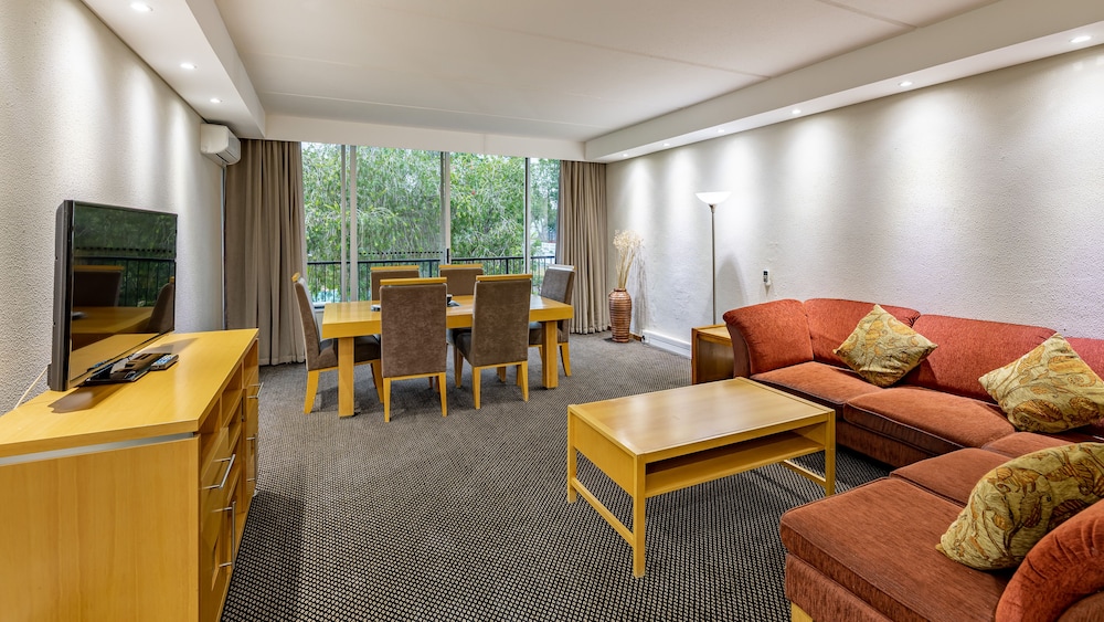 african sky hotels newcastle inn