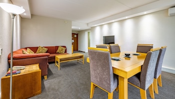 african sky hotels newcastle inn