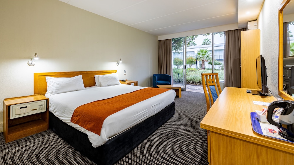 african sky hotels newcastle inn