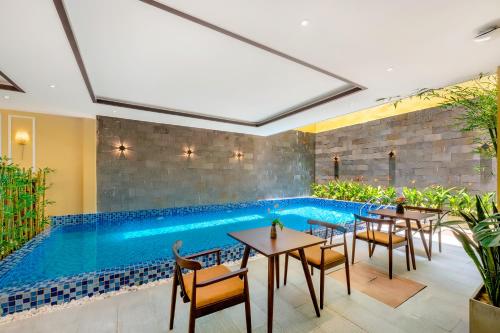 chillax old town villa