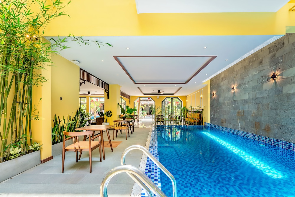 chillax old town villa