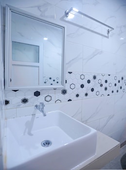super oyo capital o 92096 kuala ulee lheue residence syariah