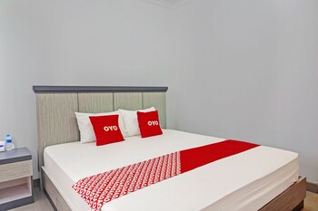 oyo 92518 de luna hotel
