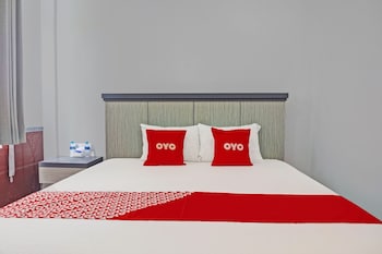 oyo 92518 de luna hotel