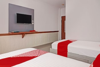 oyo 92518 de luna hotel