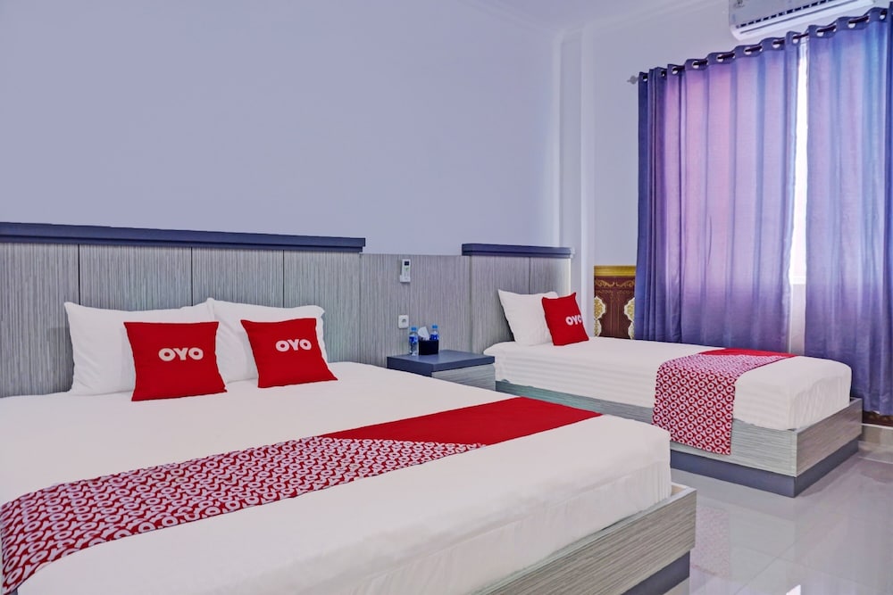 oyo 92518 de luna hotel