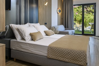 via mare luxury rooms