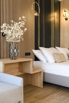 via mare luxury rooms