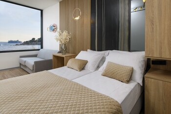 via mare luxury rooms