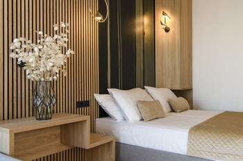 via mare luxury rooms