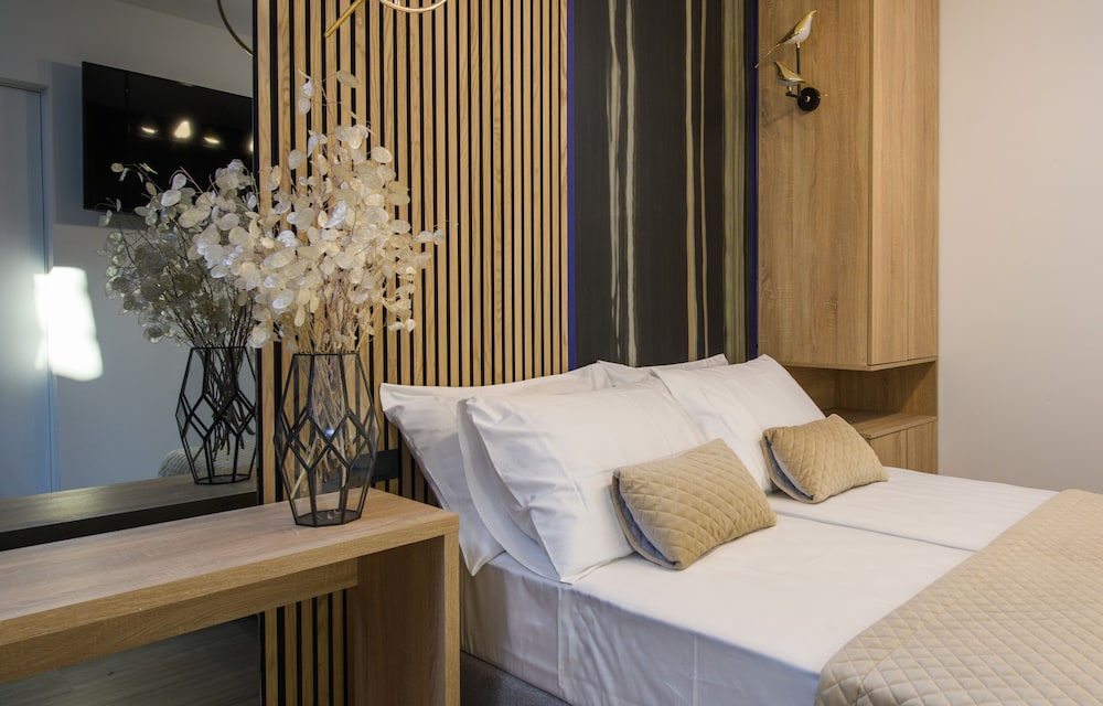 via mare luxury rooms